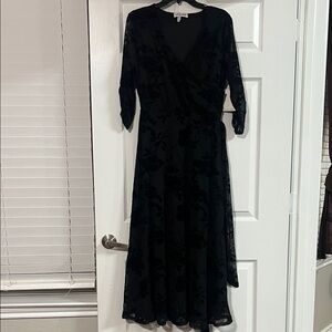 Chic Black Floral Long Sleeve Dress